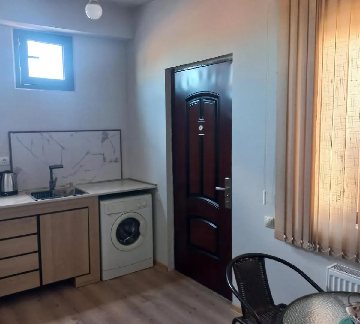 Apartment Overlooking Old Tbilisi Nino 2